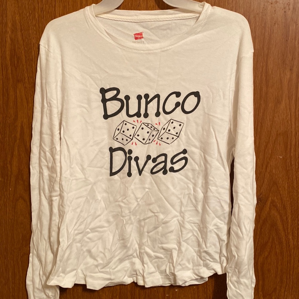 Hanes brand size Large shirt